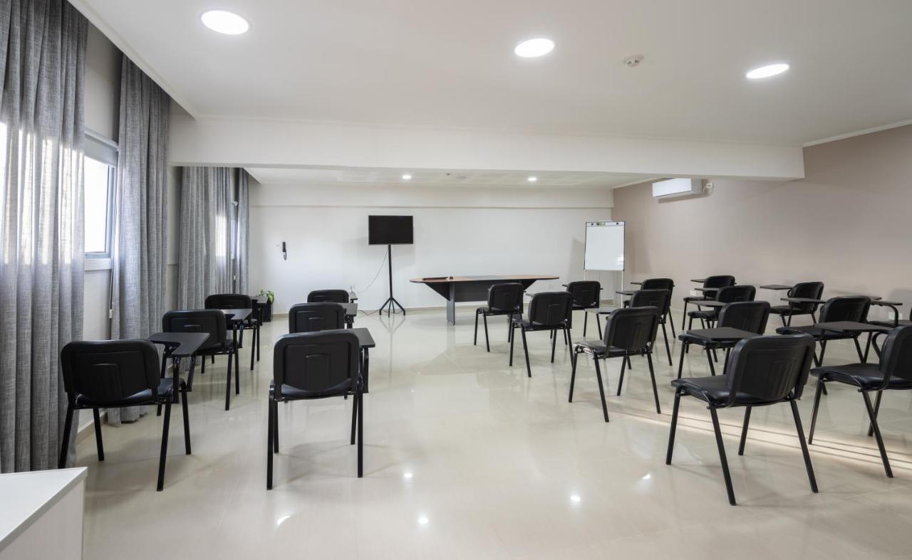Apart Hotel Rivadavia 815 Neuquen Ngoại thất bức ảnh