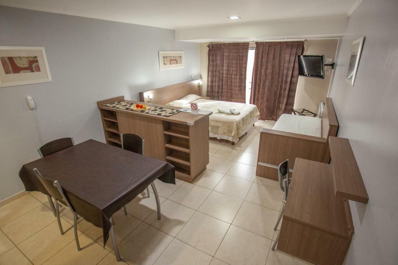 Apart Hotel Rivadavia 815 Neuquen Ngoại thất bức ảnh