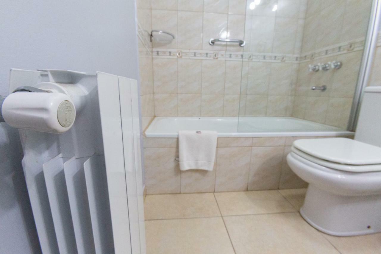 Apart Hotel Rivadavia 815 Neuquen Ngoại thất bức ảnh